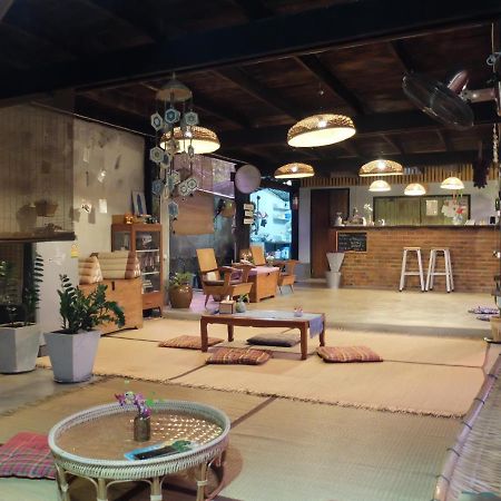 Warin Chamrap Iamwarin Mini Hostel מראה חיצוני תמונה